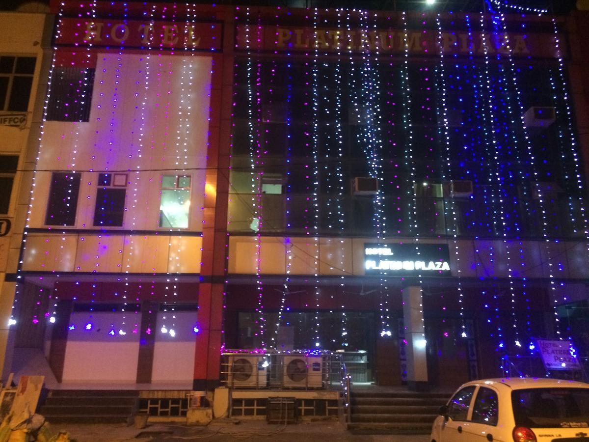 Hotel Platinum Plaza Rohtak Екстериор снимка